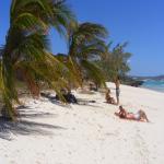 images/stories/Tour-nord-Madagascar/bronzage-plage-diego.jpg